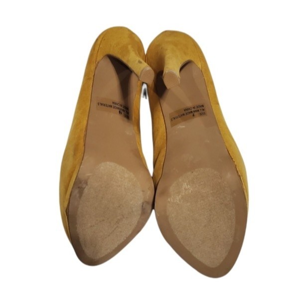 SUEDE Platform Heels - Picture 8 of 8